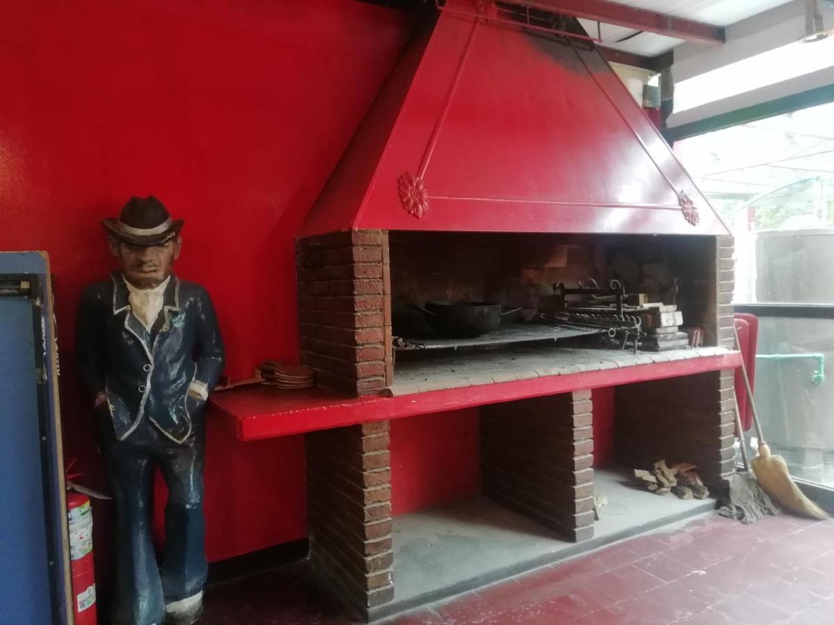 מנדוזה Katana Capsule Hostel מראה חיצוני תמונה