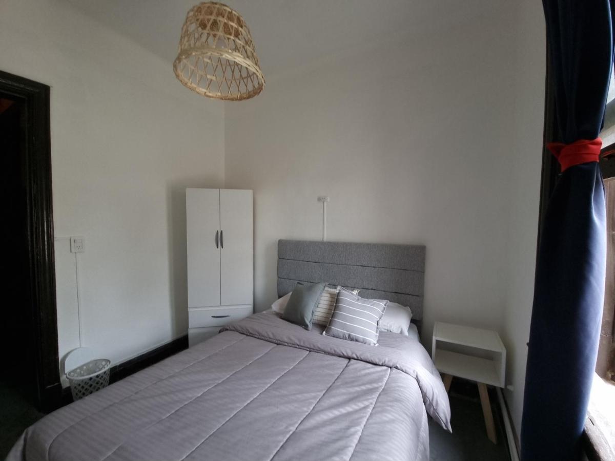 מנדוזה Katana Capsule Hostel מראה חיצוני תמונה